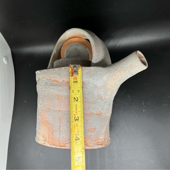 Terracotta fire wood cured teapot liquid holding vessel made better 1970/1982 - Picture 10 of 15